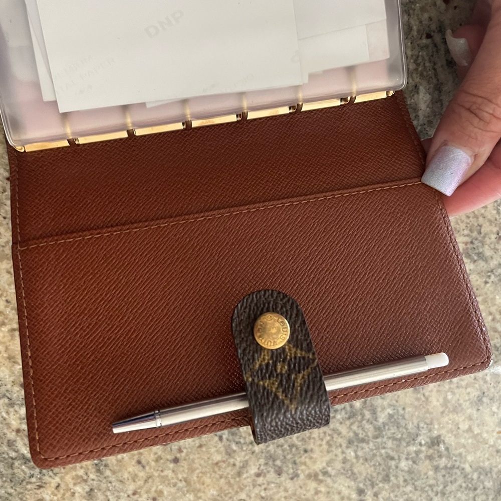 Louis Vuitton PM agenda with accessories - Picture 5 of 7
